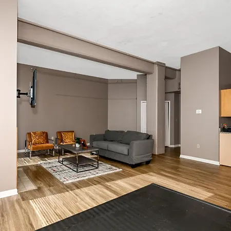 2 Bath Prkg+Gym+Sauna Perk Plaza +30 Day